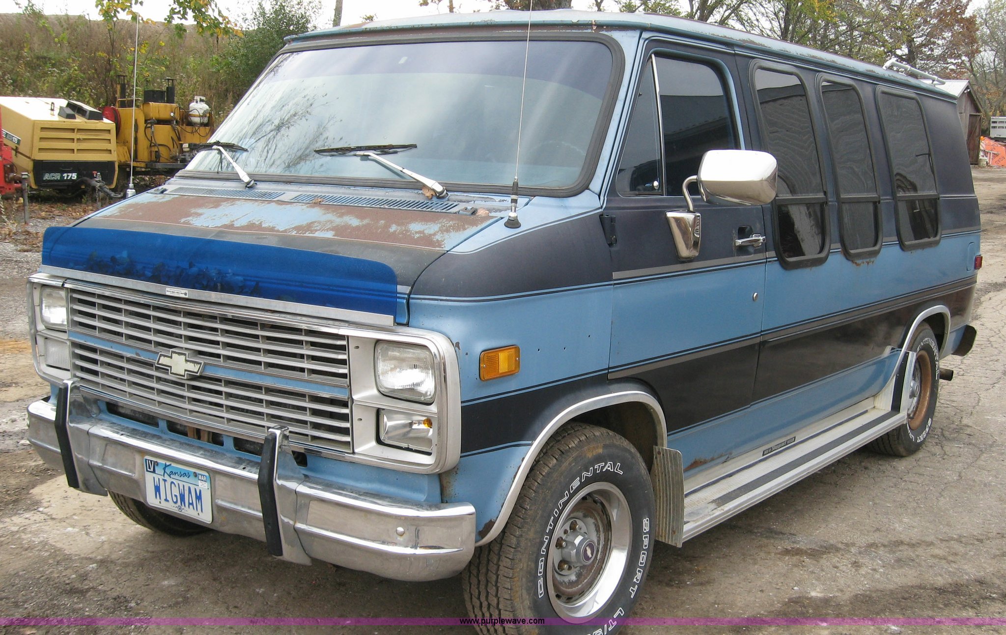 1983 Chevrolet Jayco conversion van in Bonner Springs, KS Item 5291
