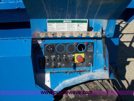 image for item 1000 Genie GS-2668RT scissor lift