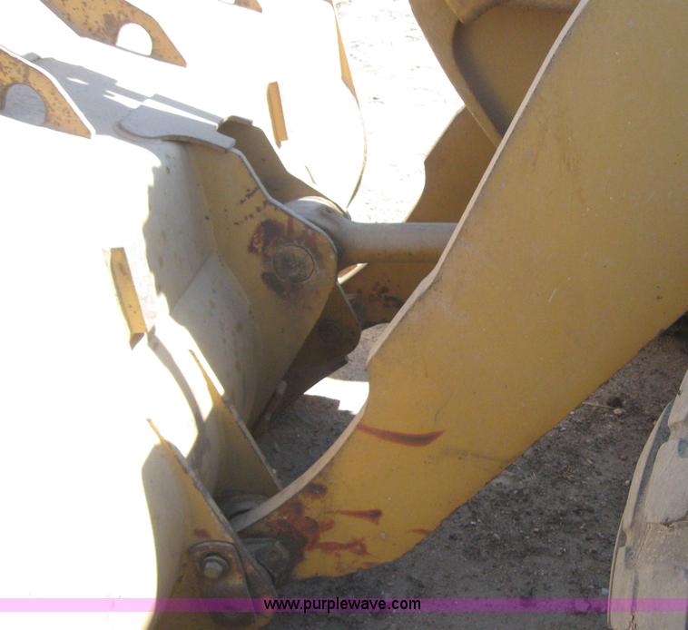image for item 2994 1987 Caterpillar 950E wheel loader