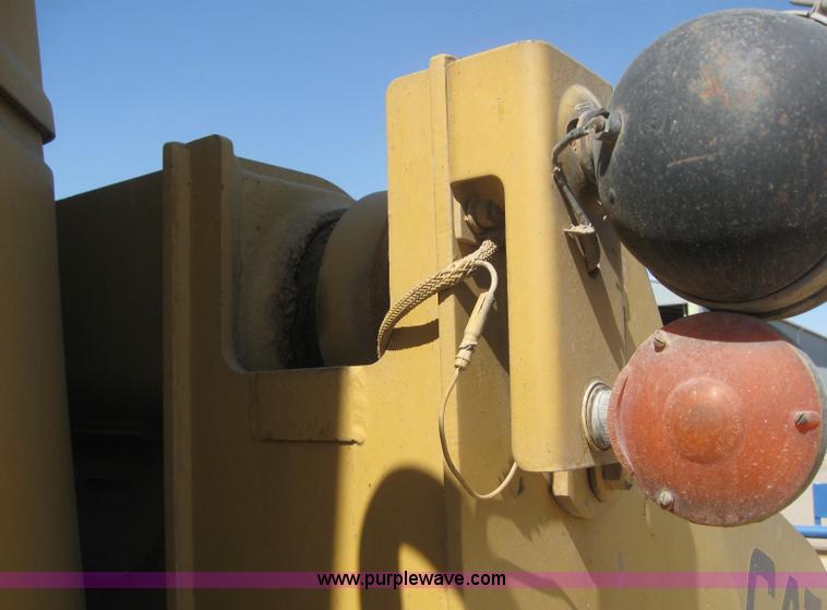 image for item 2994 1987 Caterpillar 950E wheel loader