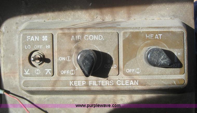 image for item 2994 1987 Caterpillar 950E wheel loader