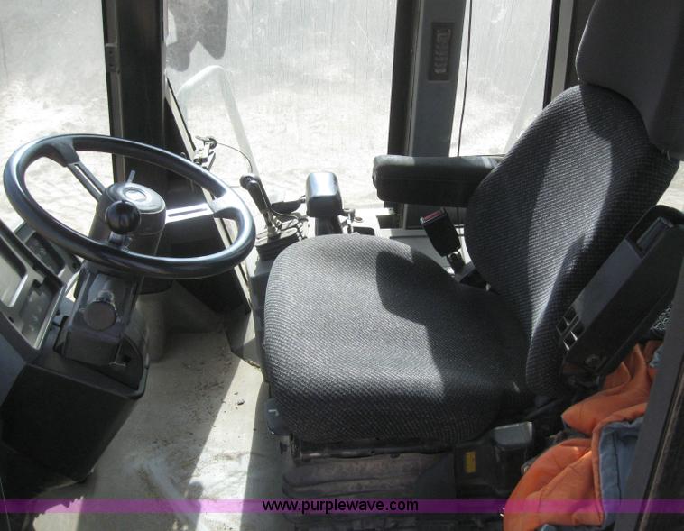 image for item 2996 2002 Caterpillar 950G wheel loader