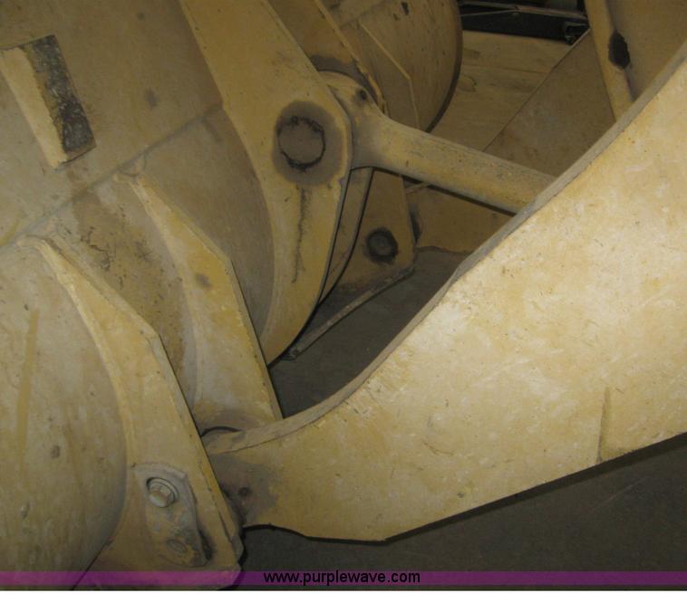 image for item 2996 2002 Caterpillar 950G wheel loader