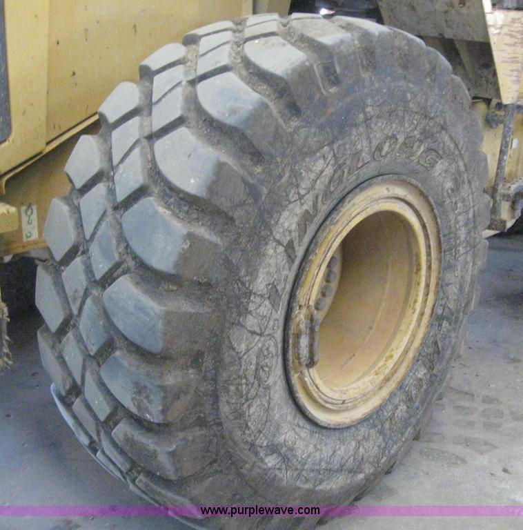 image for item 2996 2002 Caterpillar 950G wheel loader