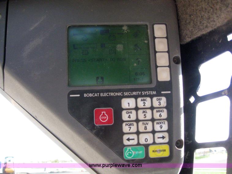 image for item 3099 Bobcat T250 skid steer