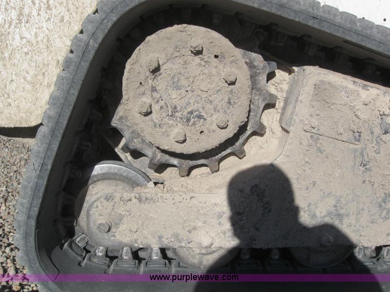 image for item 3099 Bobcat T250 skid steer