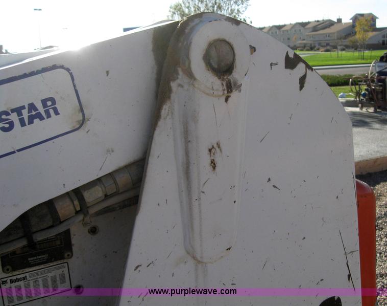 image for item 3099 Bobcat T250 skid steer