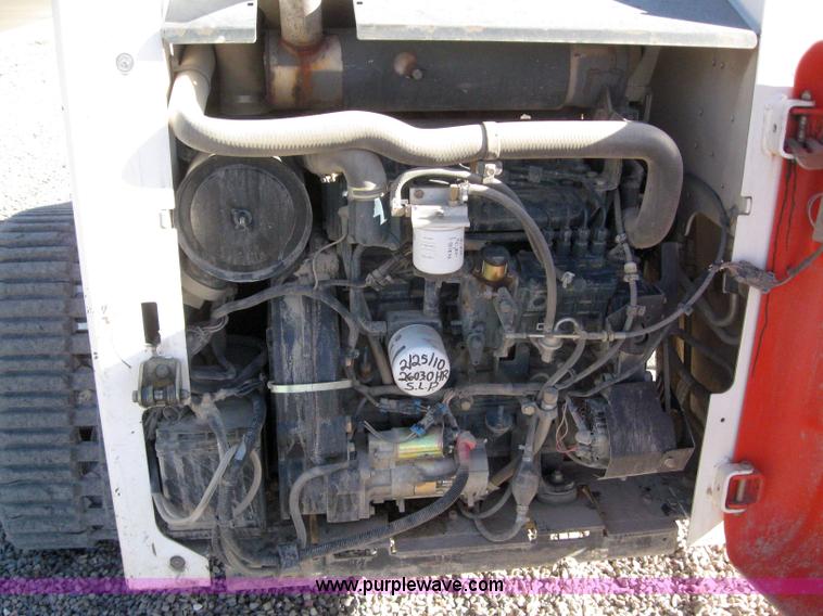 image for item 3099 Bobcat T250 skid steer