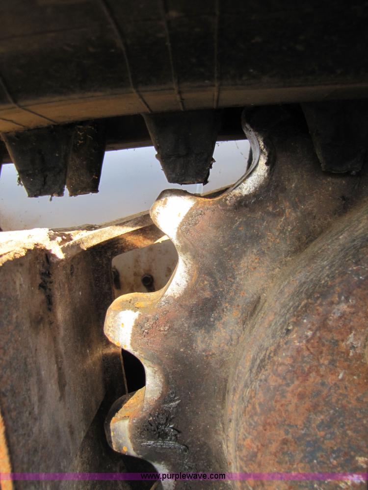 image for item 3537 2003 Bobcat T250 skid steer