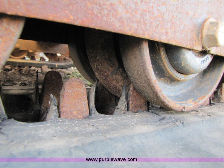 image for item 3540 2003 Bobcat T200 skid steer