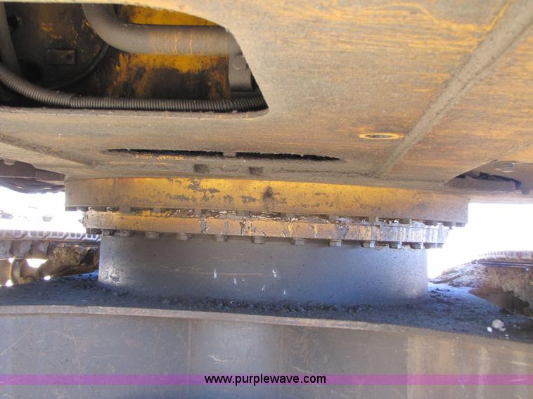 image for item 3556 1988 John Deere 790 D-LC excavator