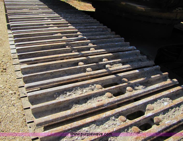 image for item 3556 1988 John Deere 790 D-LC excavator