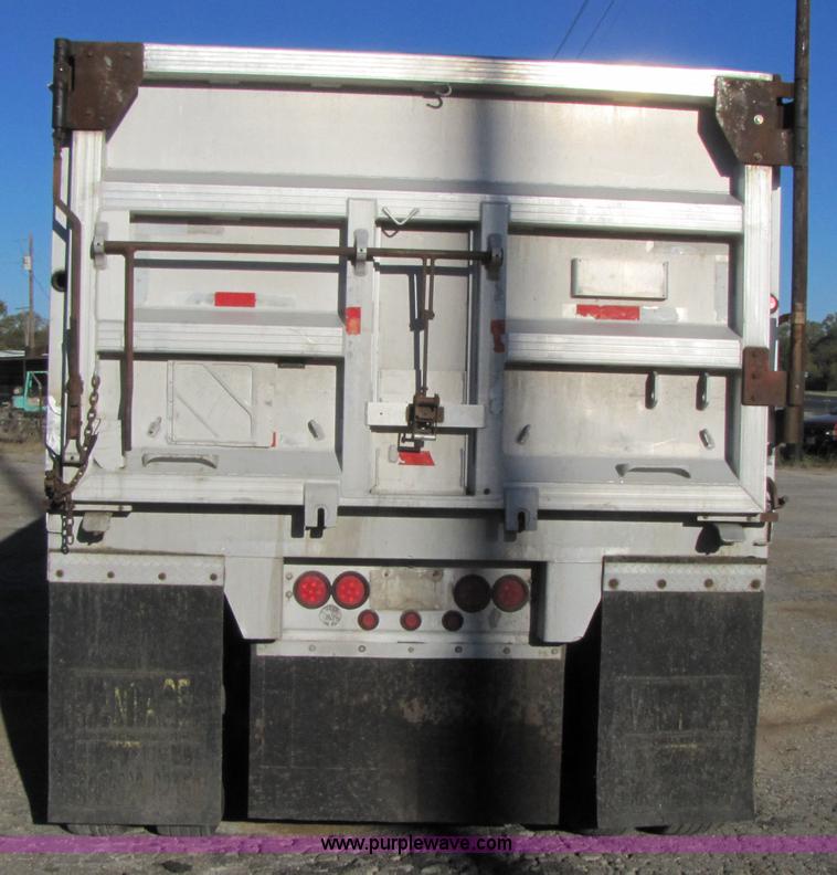 image for item 3593 1997 Travis 39' aluminum end dump trailer