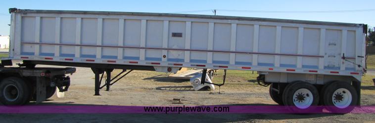 image for item 3593 1997 Travis 39' aluminum end dump trailer