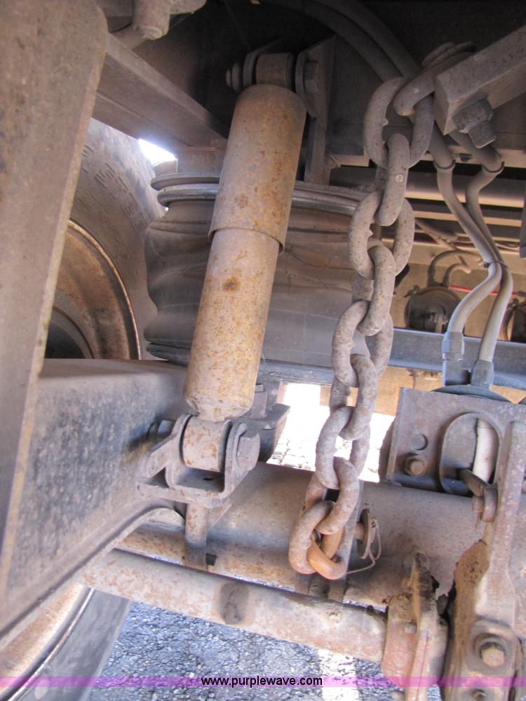 image for item 3593 1997 Travis 39' aluminum end dump trailer