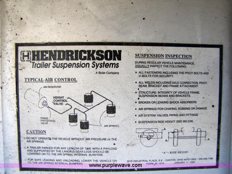 image for item 3593 1997 Travis 39' aluminum end dump trailer