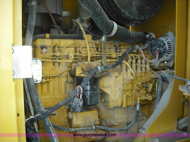 image for item 3643 2003 John Deere 770CH Series II motor grader