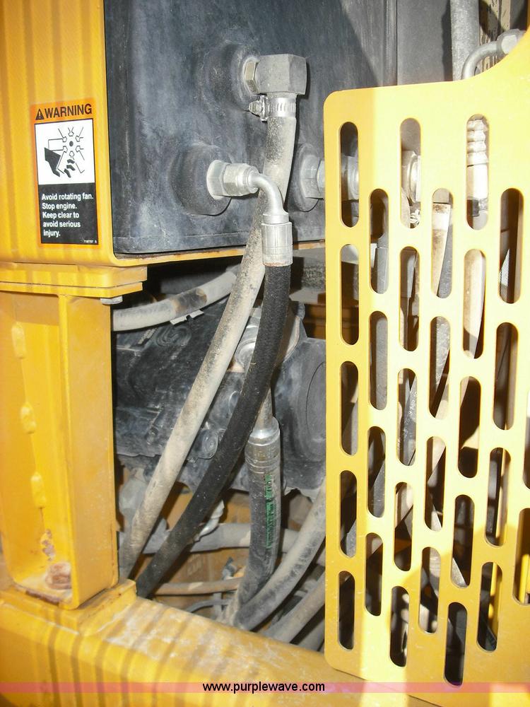 image for item 3643 2003 John Deere 770CH Series II motor grader