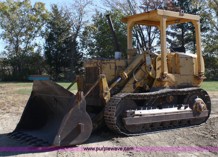image for item 4675 1973 Caterpillar 951C track loader