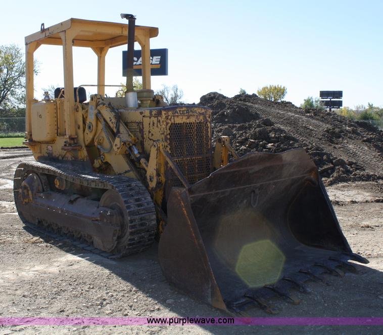 image for item 4675 1973 Caterpillar 951C track loader
