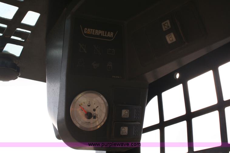 image for item 4684 2006 Caterpillar 252B skid steer