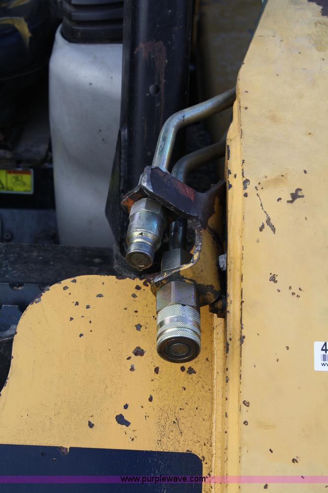 image for item 4684 2006 Caterpillar 252B skid steer