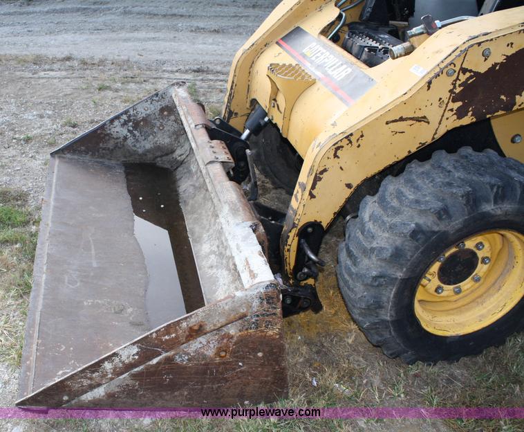 image for item 4684 2006 Caterpillar 252B skid steer