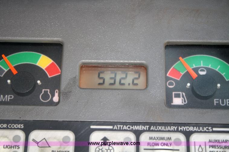 image for item 4731 2007 Bobcat S220 skid steer