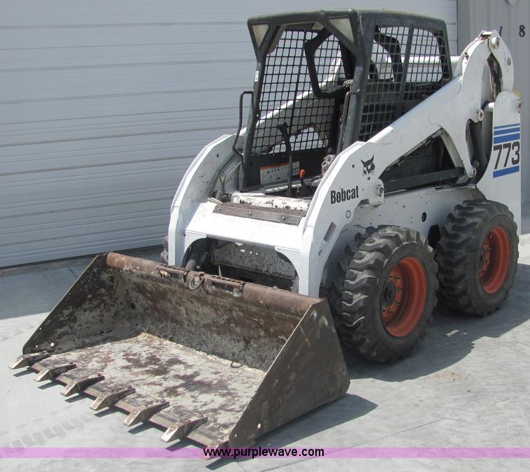 image for item 4805 Bobcat G773T skid steer