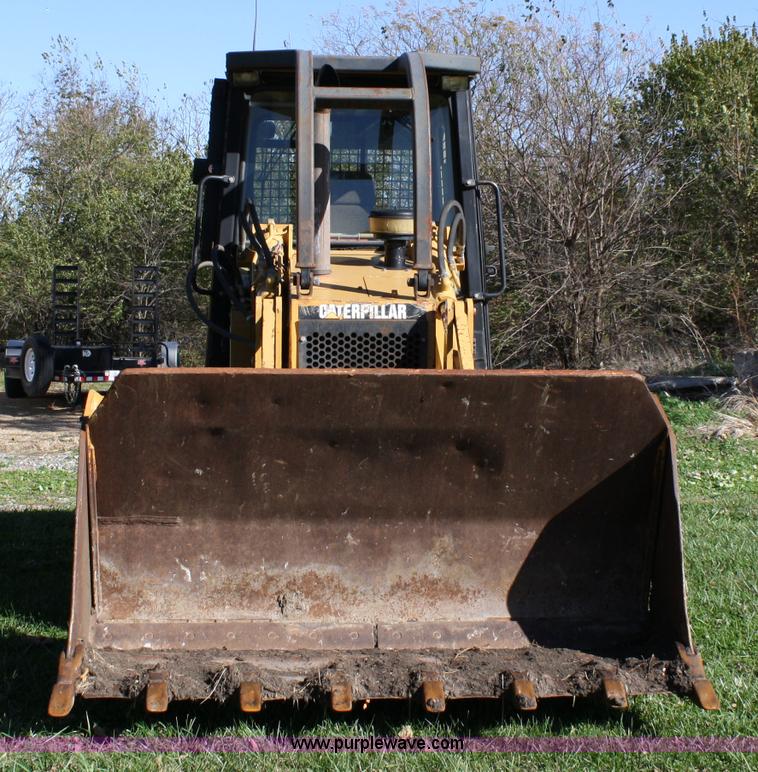 image for item 5028 2005 Caterpillar 939C track loader