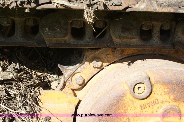 image for item 5028 2005 Caterpillar 939C track loader