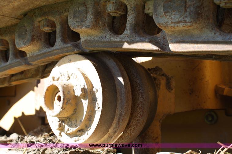 image for item 5028 2005 Caterpillar 939C track loader