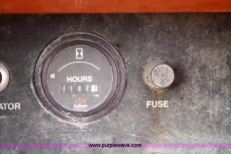 image for item 5088 Sullivan D185 QV air compressor