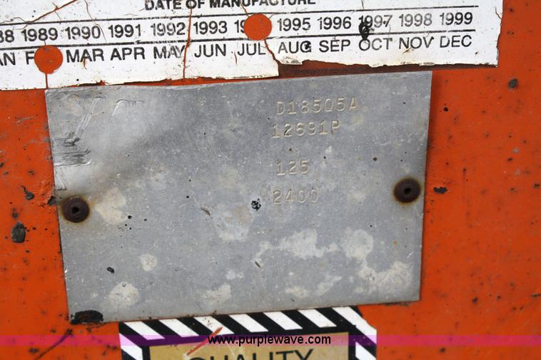 image for item 5088 Sullivan D185 QV air compressor