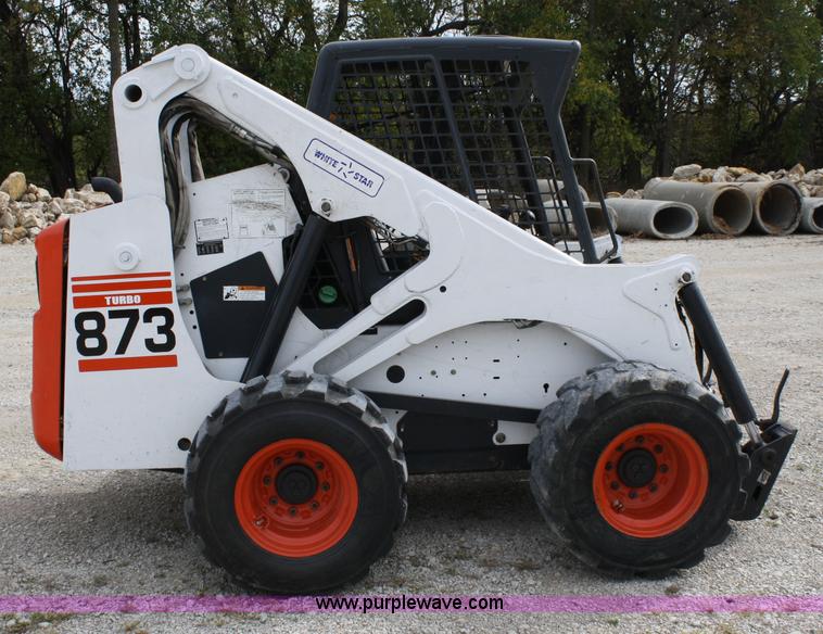image for item 5091 2000 Bobcat 873 skid steer
