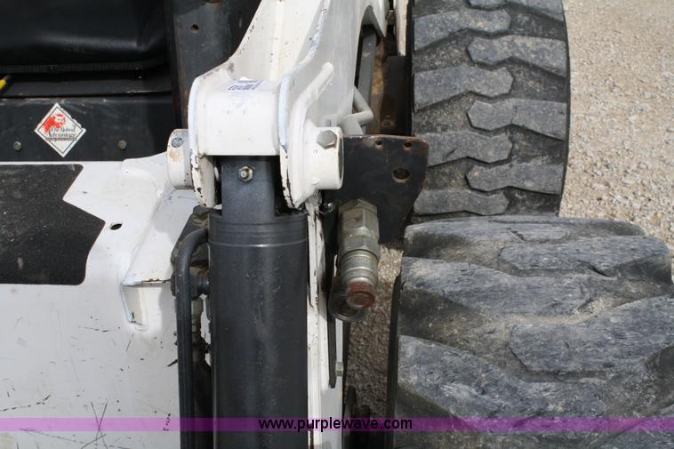 image for item 5091 2000 Bobcat 873 skid steer