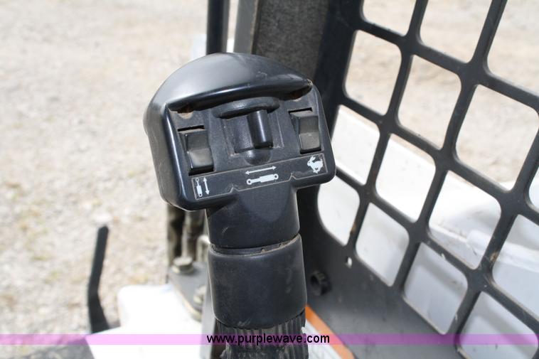 image for item 5091 2000 Bobcat 873 skid steer
