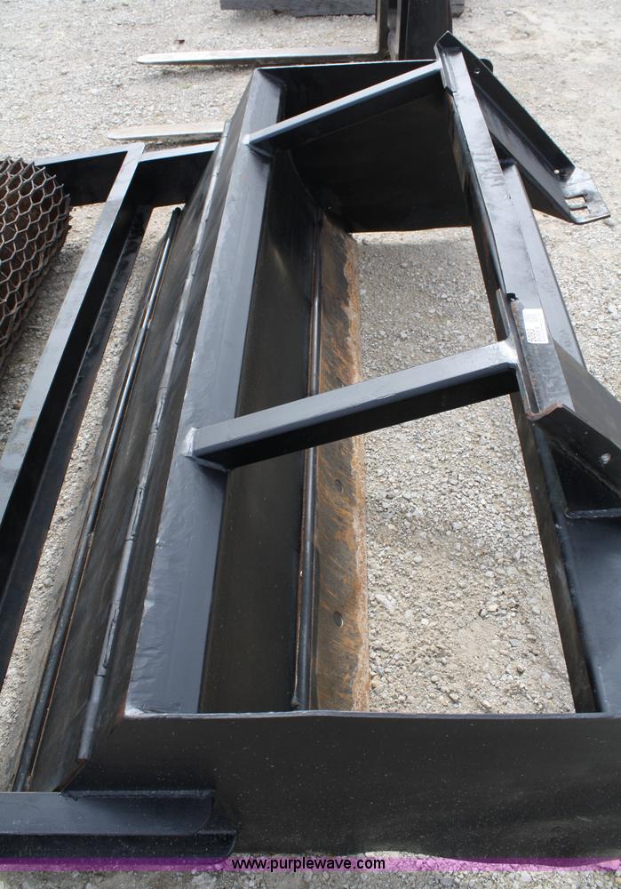 image for item 5093 Skid steer box blade with roller