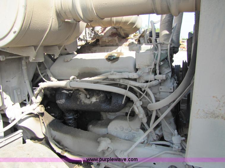 image for item 5253 1974 International Transtar 4200 water truck