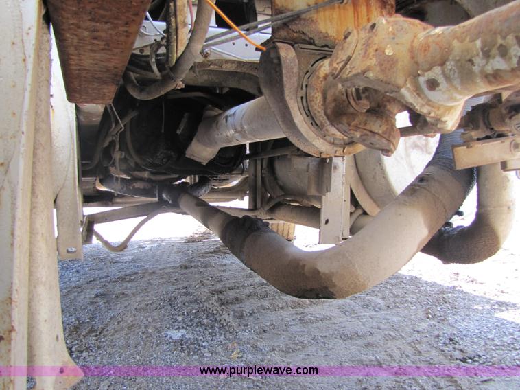 image for item 5253 1974 International Transtar 4200 water truck