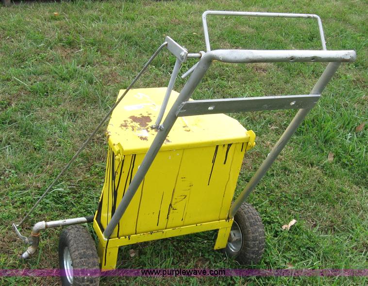 image for item 5281 Concrete/asphalt crack filler