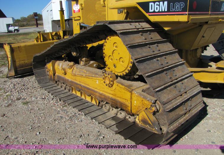 image for item 5282 2001 Caterpillar D6M LGP dozer with Trimble GCS900 3D Automatic Grade Control System