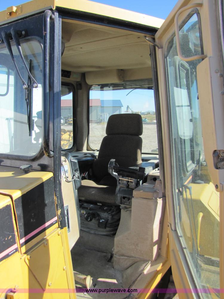 image for item 5282 2001 Caterpillar D6M LGP dozer with Trimble GCS900 3D Automatic Grade Control System