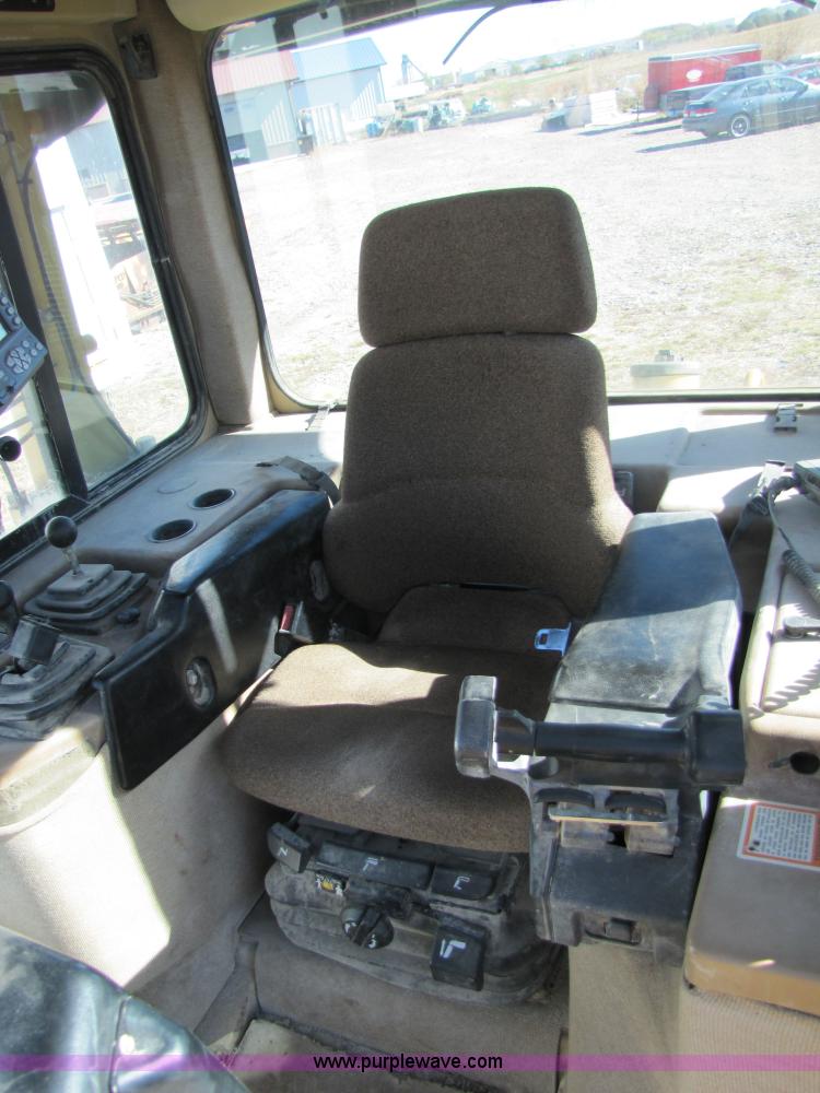 image for item 5282 2001 Caterpillar D6M LGP dozer with Trimble GCS900 3D Automatic Grade Control System