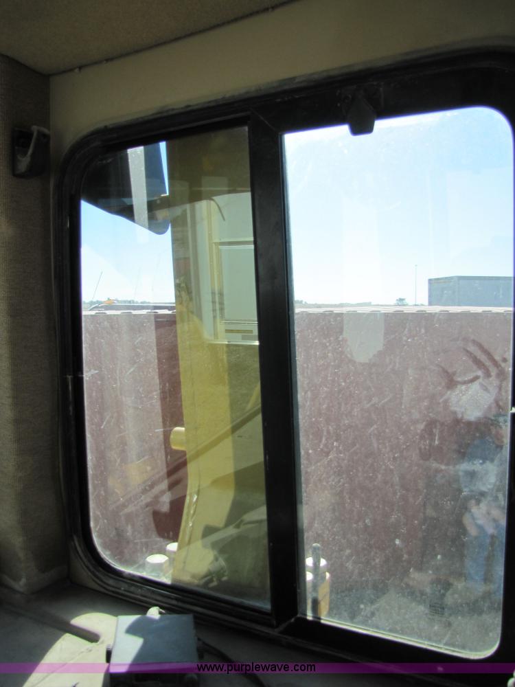 image for item 5282 2001 Caterpillar D6M LGP dozer with Trimble GCS900 3D Automatic Grade Control System