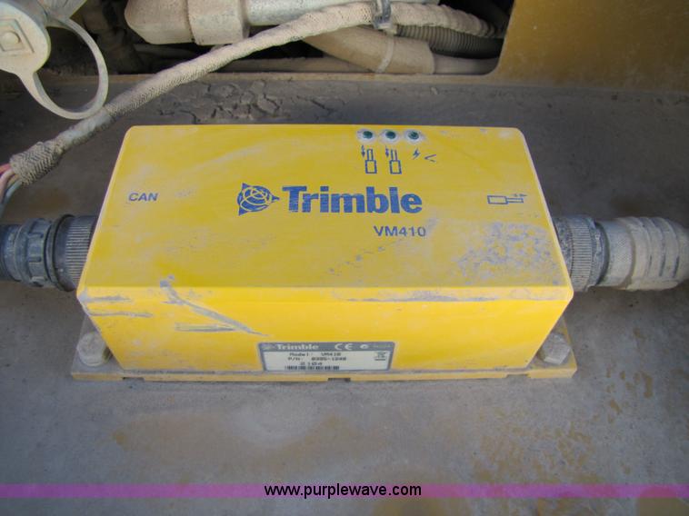 image for item 5282 2001 Caterpillar D6M LGP dozer with Trimble GCS900 3D Automatic Grade Control System