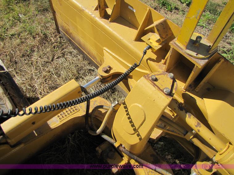 image for item 5282 2001 Caterpillar D6M LGP dozer with Trimble GCS900 3D Automatic Grade Control System