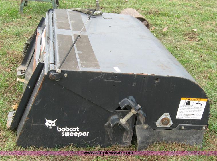 image for item 5287 Bobcat broom sweeper