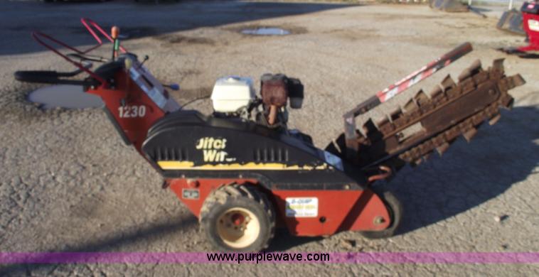 image for item 5486 2004 Ditch Witch 1230 trencher