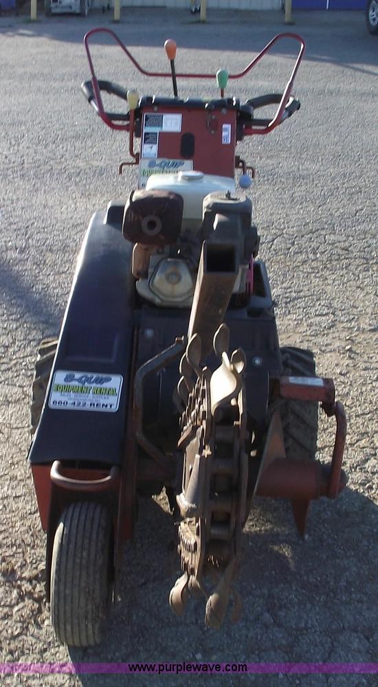 image for item 5486 2004 Ditch Witch 1230 trencher